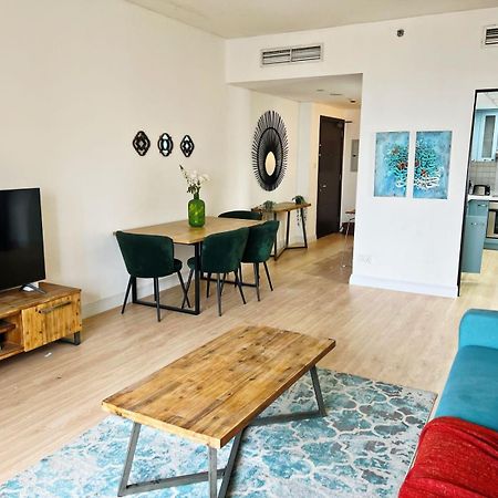 Newly Renovated Marina & Sea View Family Condo Dubai Eksteriør billede