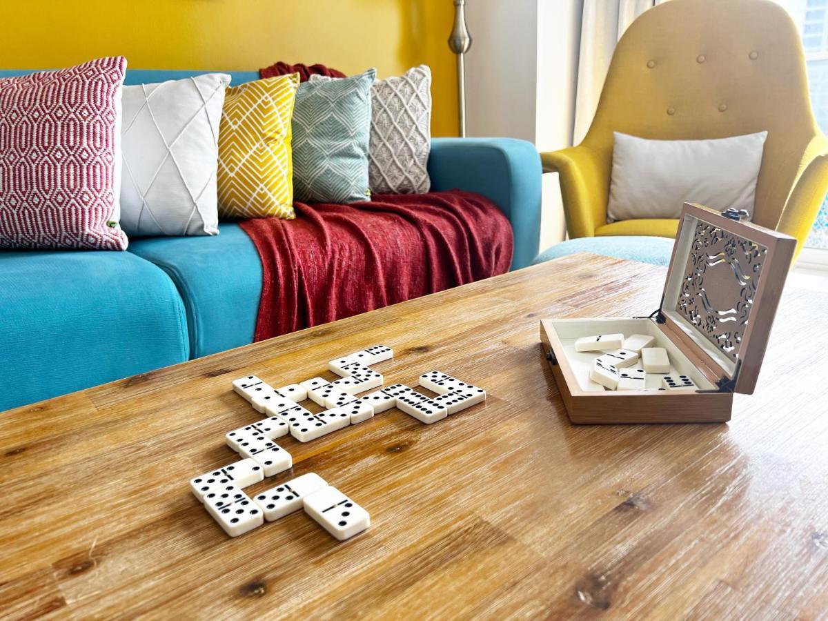 Newly Renovated Marina & Sea View Family Condo Dubai Eksteriør billede